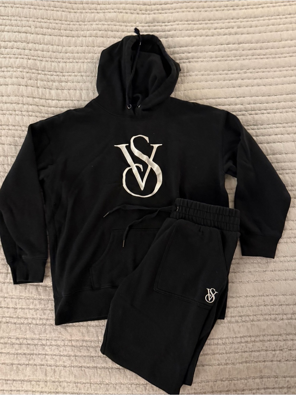 Victoria’s Secret On Point/Lounge collection